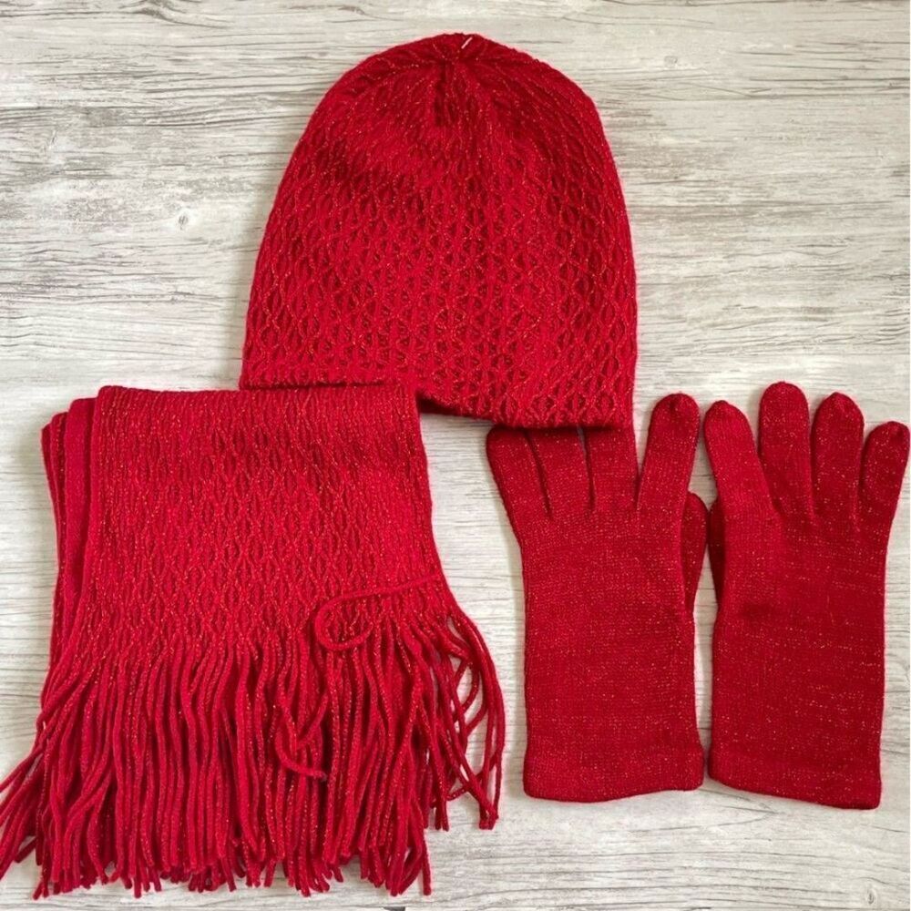 Fall/Winter Cozy Set Of Hot Red Scarf, Hat, Gloves With Added Sparkles. NWOT